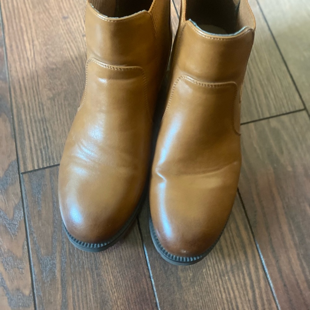 Natural Reflections Tan Ankle Boots